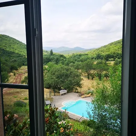 Domaine De Montbarri 住宿加早餐酒店 La Tour-sur-Orb