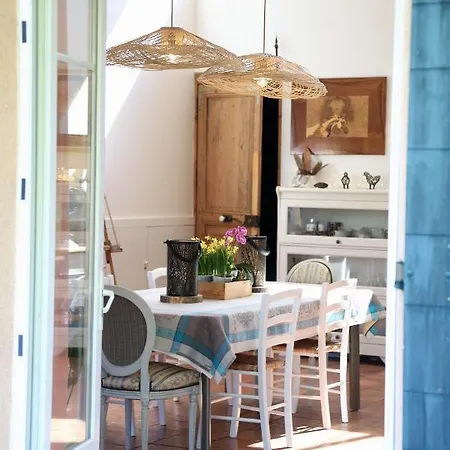 Bed & Breakfast Domaine De Montbarri La Tour-sur-Orb