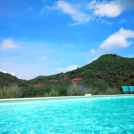 Domaine De Montbarri Bed & Breakfast 3*