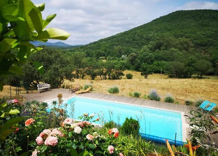 Domaine De Montbarri Bed & Breakfast 3*