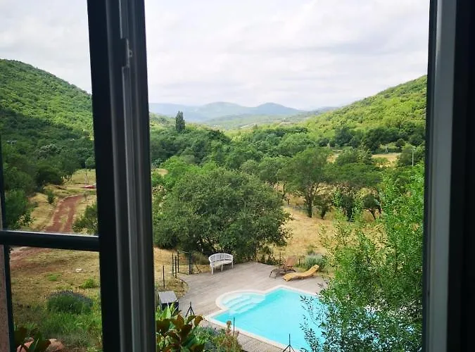 Domaine De Montbarri Bed & Breakfast La Tour-sur-Orb
