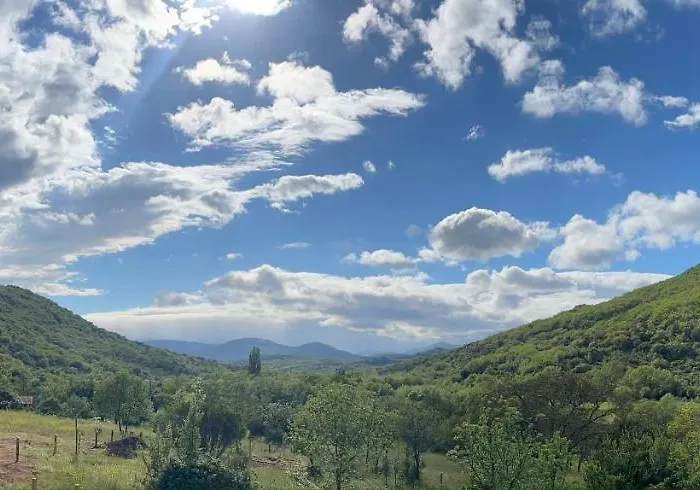 Domaine De Montbarri 3*