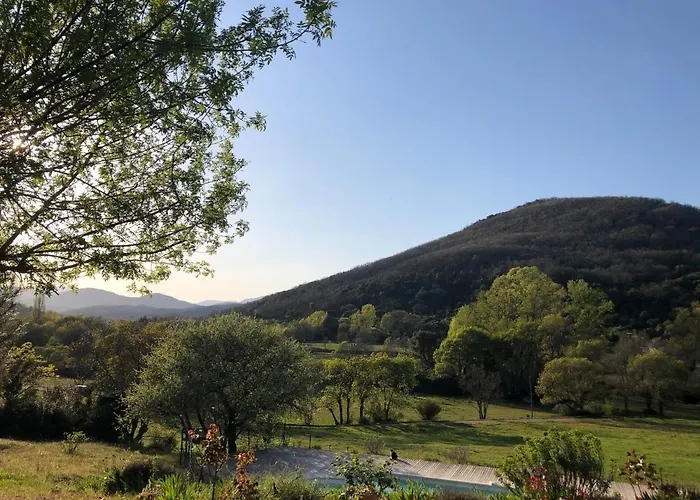 Bed & Breakfast Domaine De Montbarri