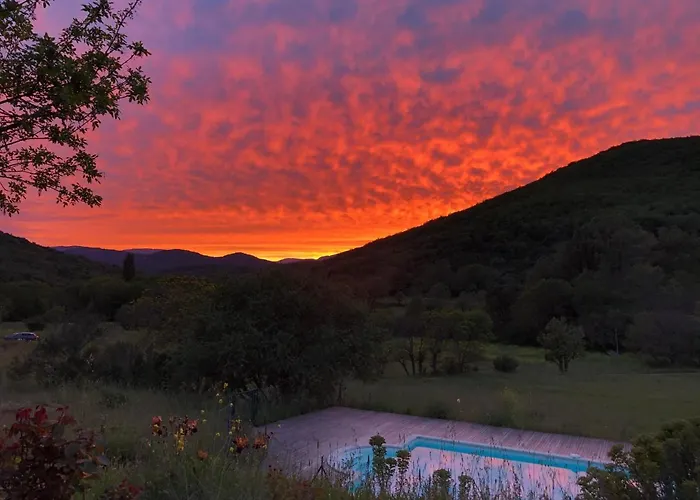 Bed & Breakfast Domaine De Montbarri La Tour-sur-Orb