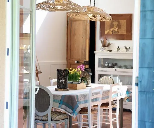 Bed & Breakfast Domaine De Montbarri La Tour-sur-Orb