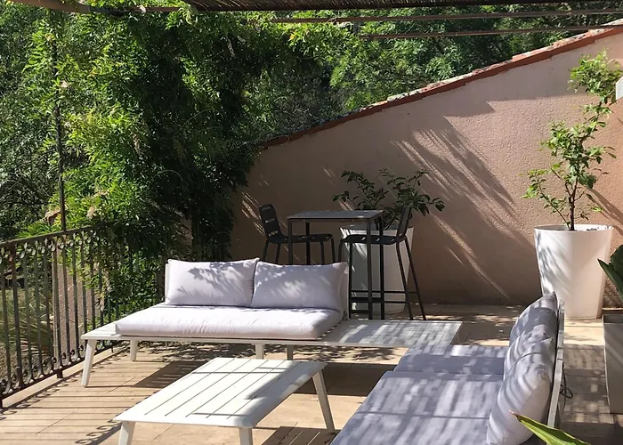 Bed & Breakfast Domaine De Montbarri La Tour-sur-Orb